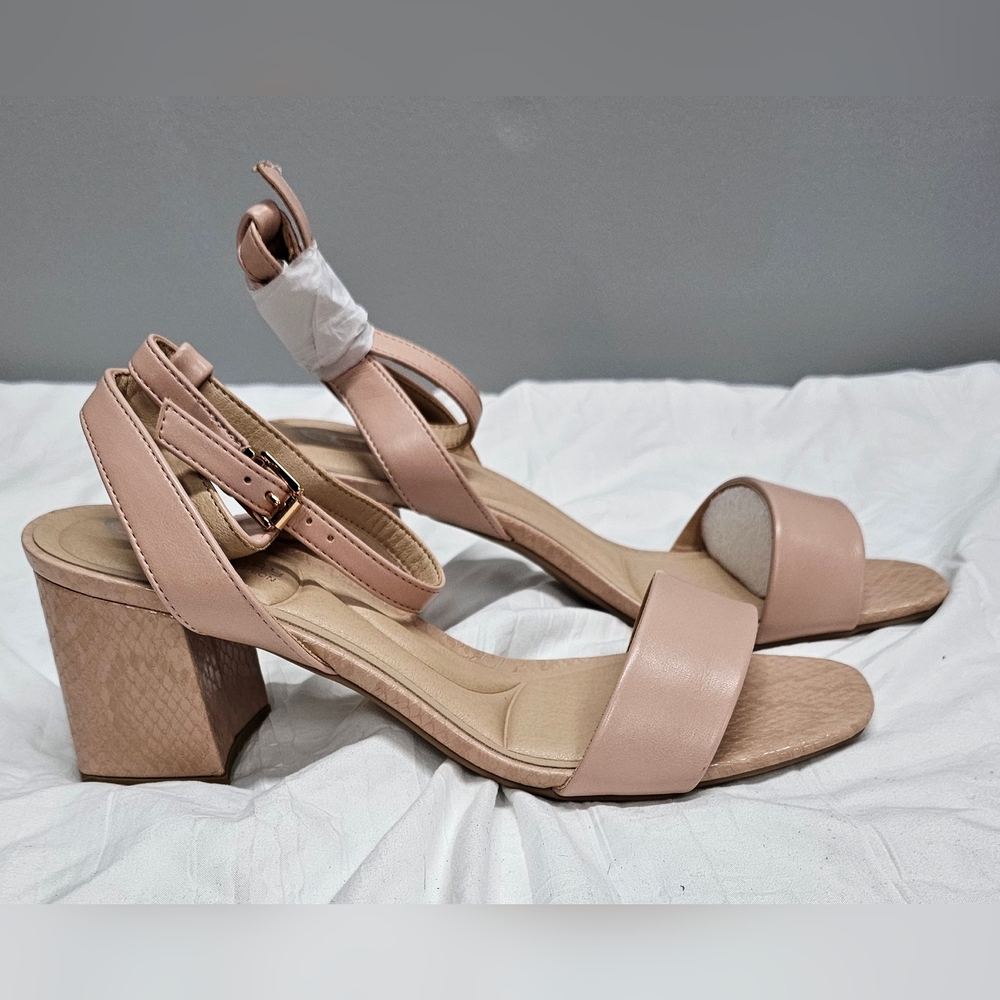 CL by LAUNDRY Elegant Blush Block Heel Sandals Size 10 NEW - Picture 3 of 11
